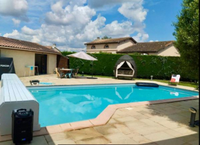 Villa spacieuse piscine Meet Toulouse Airbus